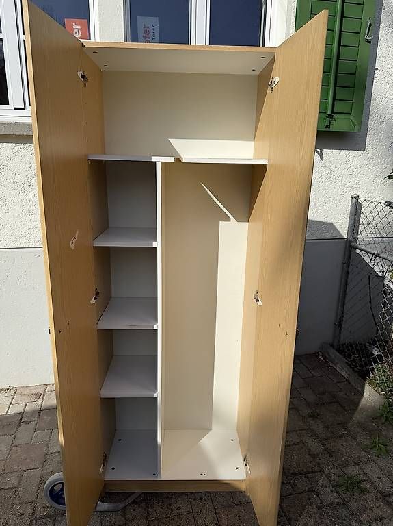 Schränke: Putzschrank  – Gebraucht aus Kyburg von capgirell 1