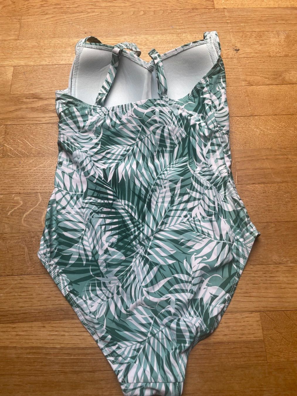 Badekleider & Bikinis: Badekleid Niptuck – Gebraucht aus Aarau von Chicca2006 1