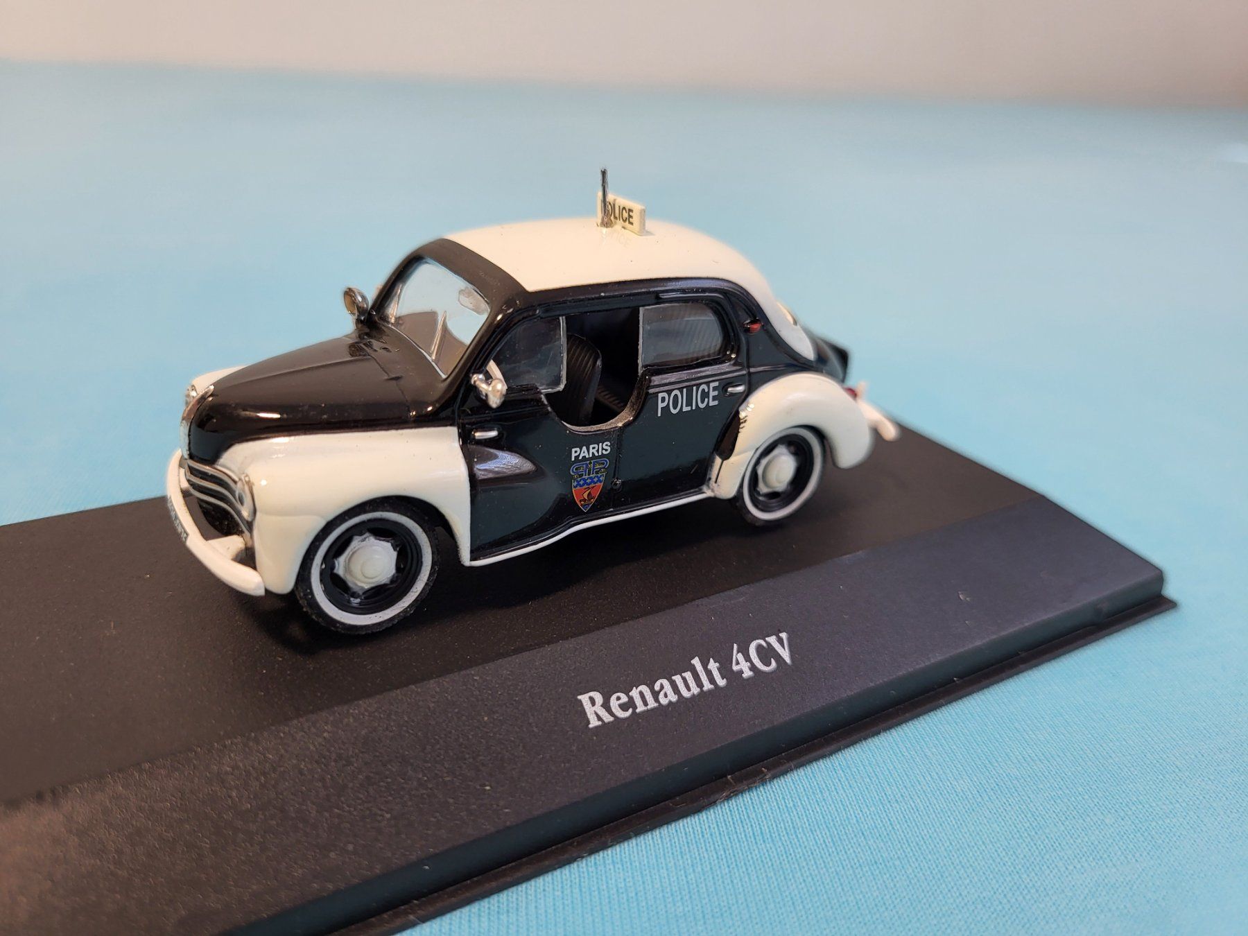 Renault Modellautos: Renault 4CV, Police – Neu (gemäss Beschreibung) aus Glattbrugg von PhilKrill