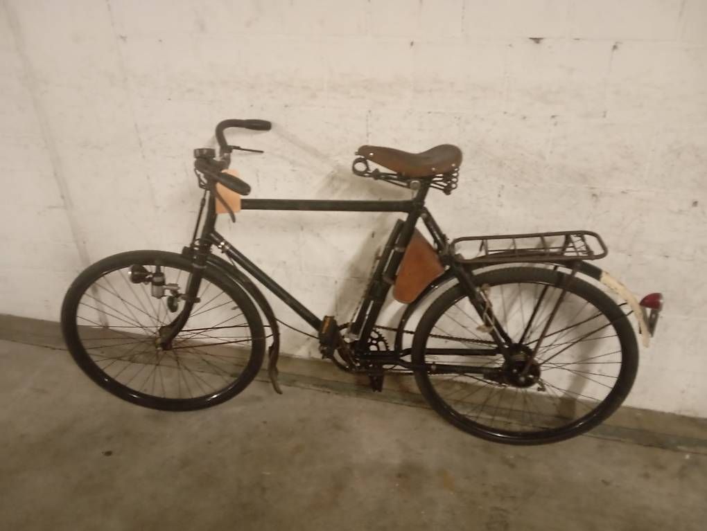 Schweizer Armee Biciclette: Militär Velo – Usato da Basel venduto da Petergunn