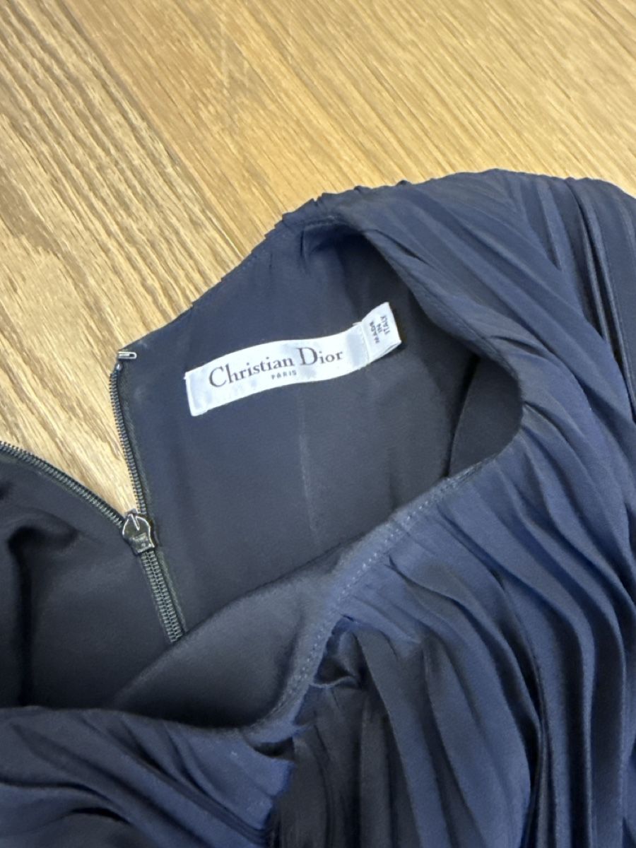 Dior Vestiti: DIOR evening gown with silk pleated overlay – Nuovo (secondo la descrizione) da Bäch SZ venduto da jfog 4