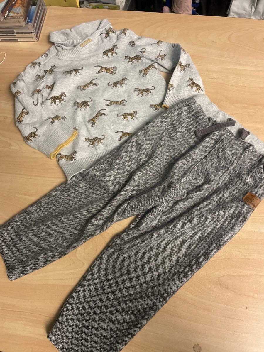 Kleiderpakete & -sets: Süsser Tigerpulli & Hose/Winterset Gr. 92 Smile – Neu (gemäss Beschreibung) aus Obergerlafingen von cabo4