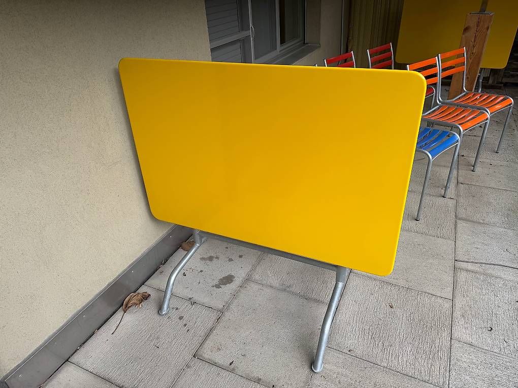 Tavoli: Designer Gartentisch aus Metal  – Usato da Basel venduto da Kung4 1