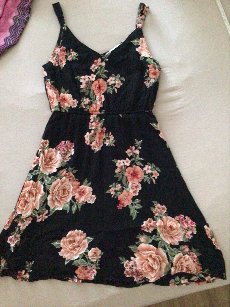 Only Kleider: TrägerKleid von Only Gr.M – Gebraucht aus Steffisburg von lar_x57s