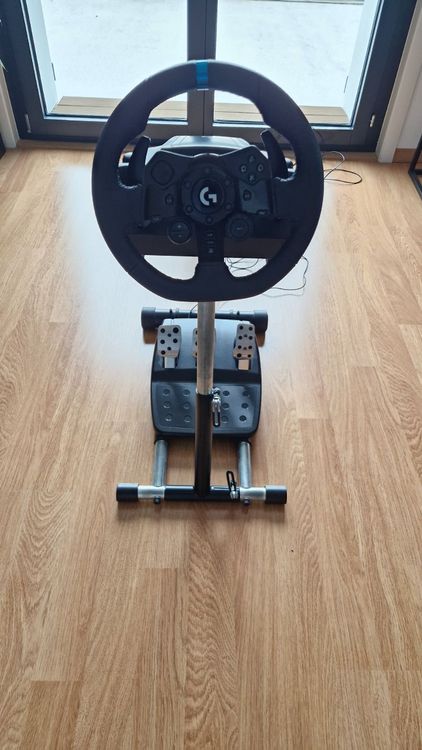 Logitech G29 Driving Force Rennlenkrad mit Ständer top! (Gebraucht) in ...