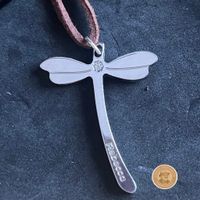 Libelle Anhänger Rebecca – Schmuck mit Stein, Design Italien