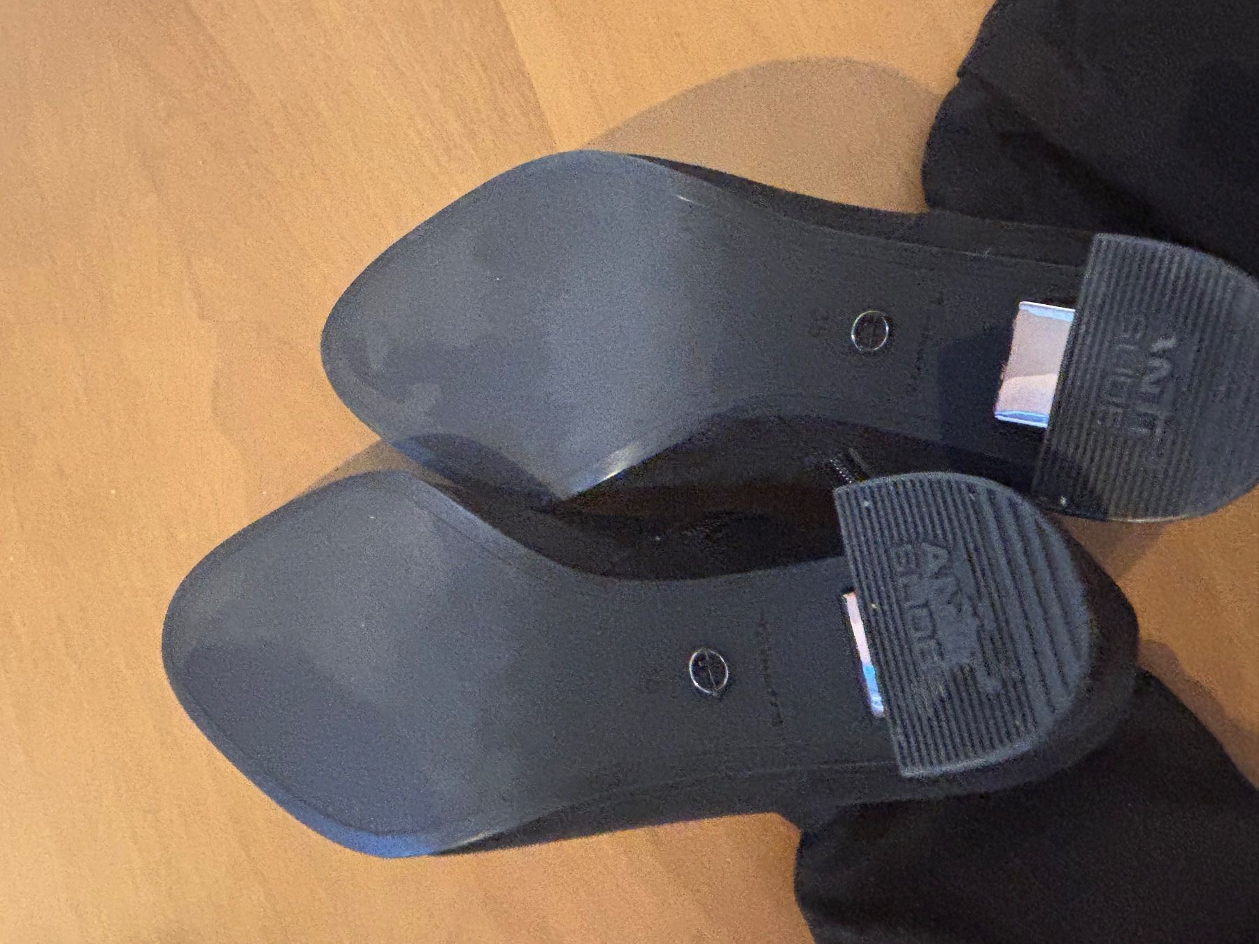 Tamaris Scarpe da donna: Tamaris Stiefel mit Absatz – Usato da Baden venduto da van_k2dq 1