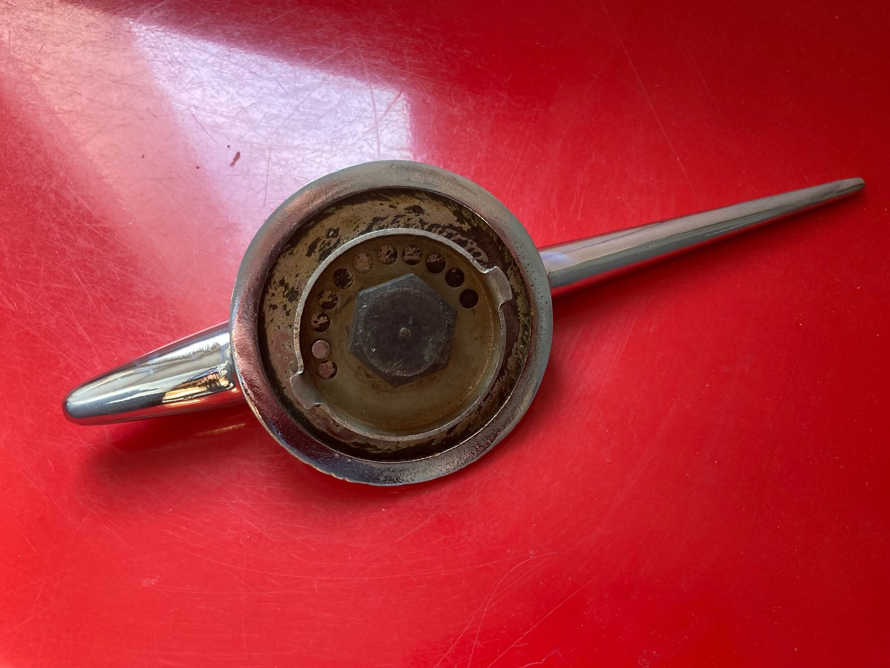 Hürlimann Traktoren: Hürlimann Kühlerdeckel – Gebraucht aus Lommiswil von Hosi88 5
