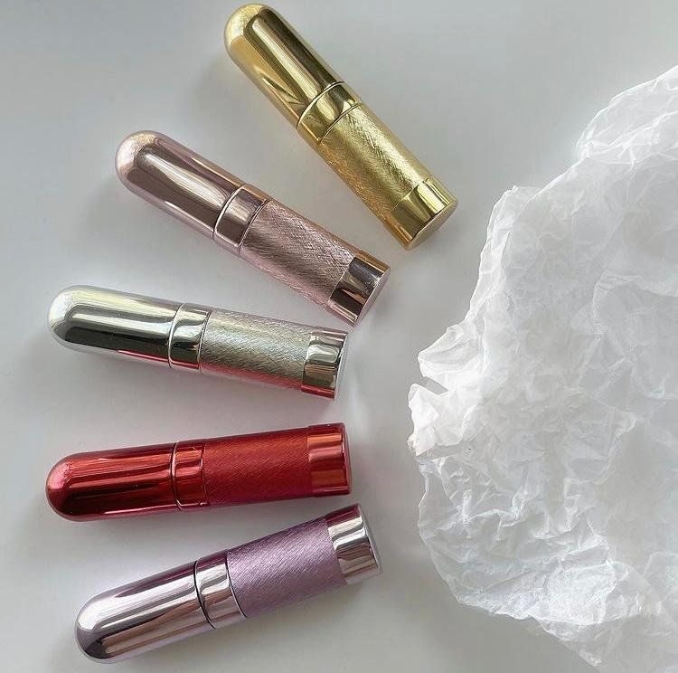 TOVINANNA Lot De 5 Flacons De Parfum De Stylo 5 Ml Rechargeables En Pp Anti-poussière Pour Voyageurs, Portables Eau De Toilette, Huiles Essentielles, Cosmétiques