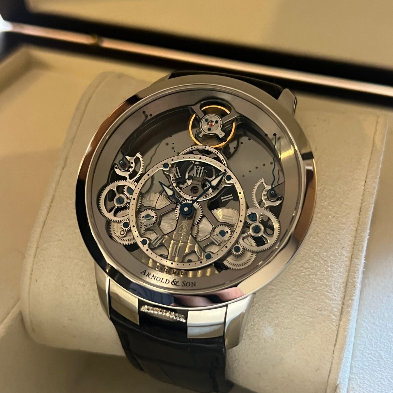 Montres: Arnold & Son Time Pyramid Full Set 1TPAS.S01A – D'occasion à Carouge GE par Watchaser 2