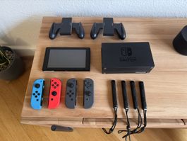 Nintendo Switch inkl. Dock, 4 Joy-Cons, 256 GB sd und mehr