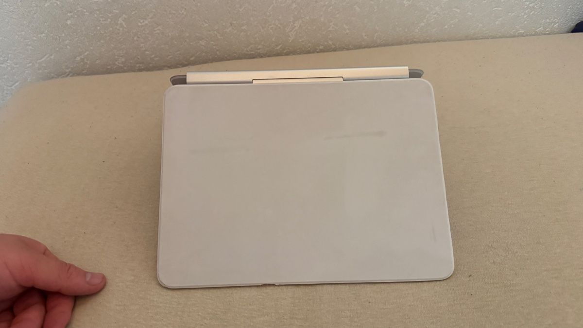 Apple Tastiere: Apple Magic Keyboard for iPad Air 11 Zoll hellgrau – Usato da Aedermannsdorf venduto da steven137516 2