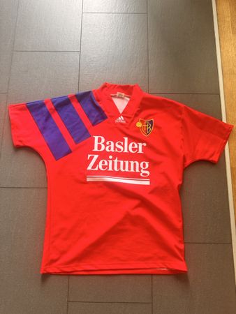 FC Basel Fussballtrikot Adidas rot neu und noch nie getragen