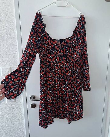 Shein - Schwangerschafskleif - 46