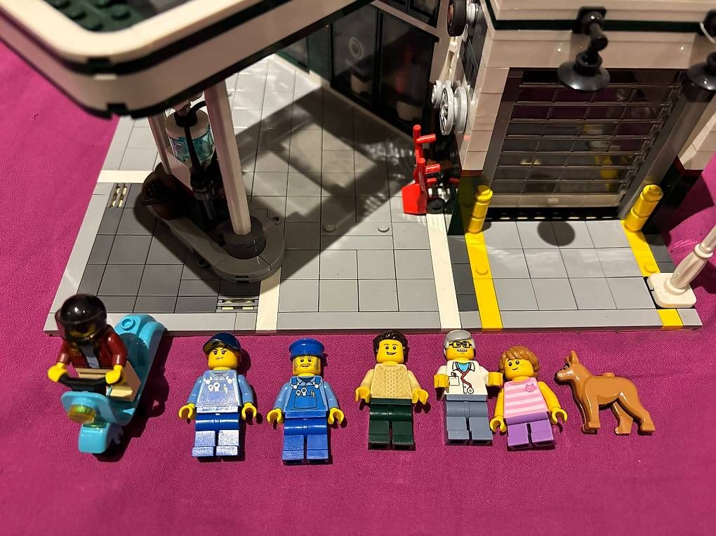 Lego Kit di costruzioni: LEGO 10264 - Eckgarage, beleuchtet – Usato da Grüt (Gossau ZH) venduto da smer01 3