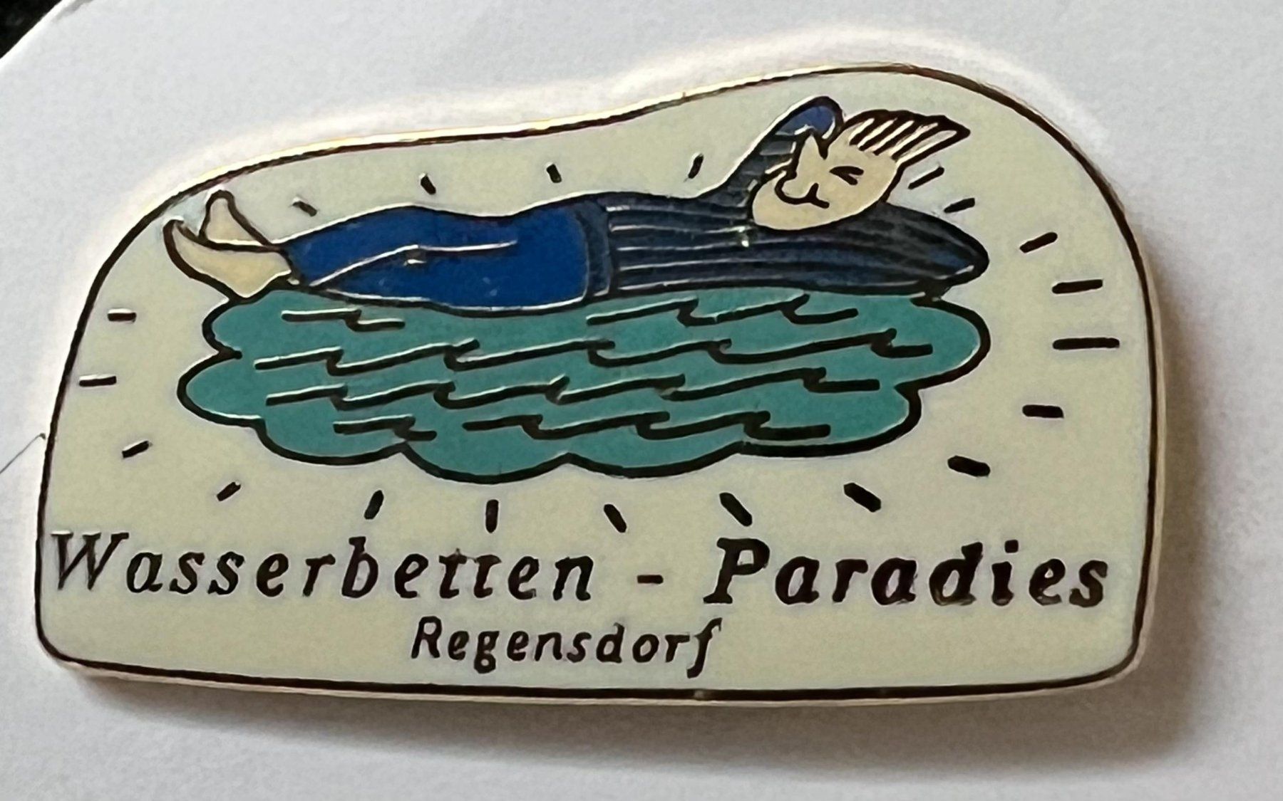 Placchette & Badge: 2 Pins "Wasserbetten-Paradies" 1994 - neu – Usato da Winterthur venduto da Green-Future