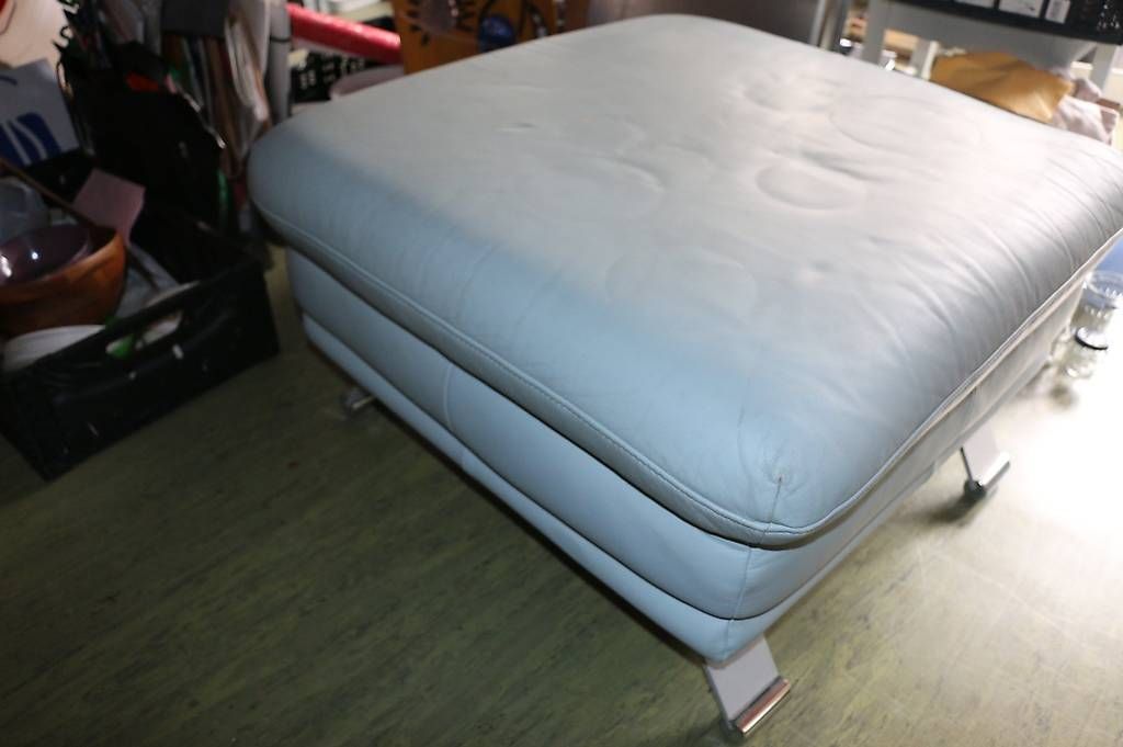 Tabourets: Leder Sofa Hocker – D'occasion à Speicherschwendi par urs_nmg5 1