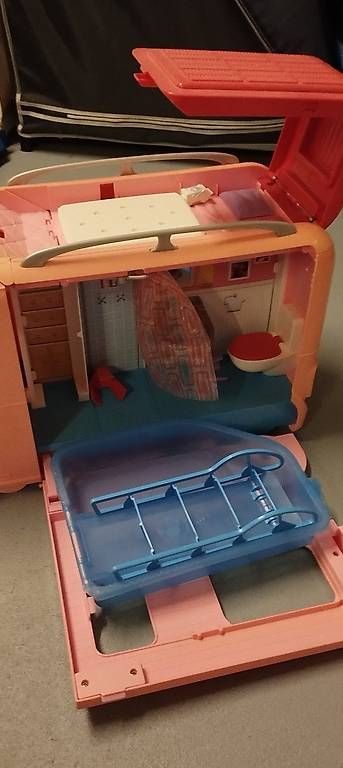 Jouets: Barbie Wohnwagen – D'occasion à Oberhasli par she_7rvx 1