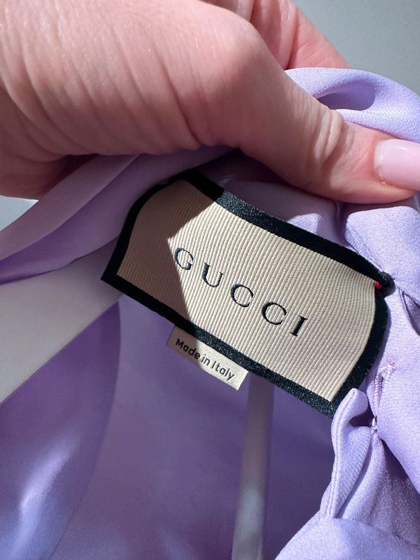 Gucci Camicette: Gucci blouse lilac 36 – Nuovo e nell'imballaggio originale da Kilchberg ZH venduto da cruella 6