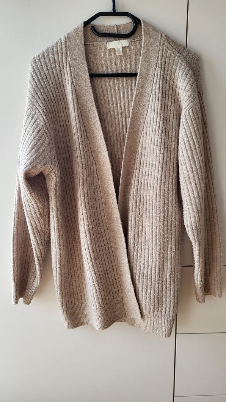 H&M Giacche: Cardigan H&M Grösse XS – Usato da Oekingen venduto da FlamingoDoktor