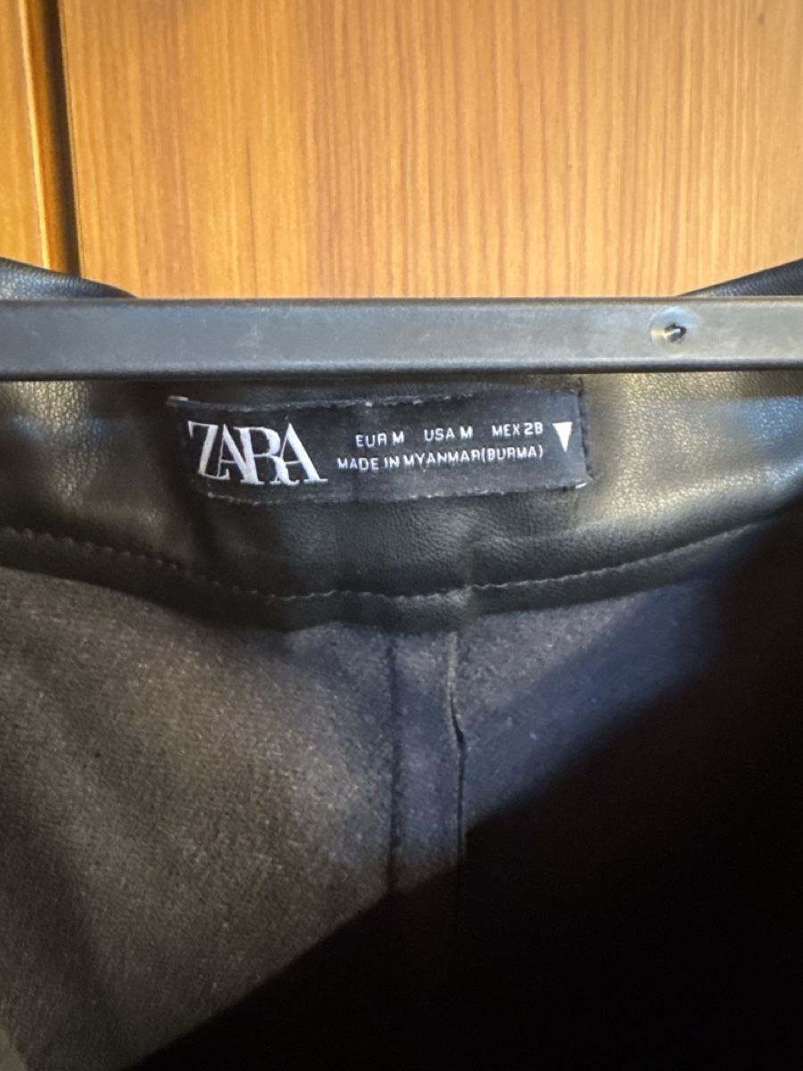 Zara Pantaloni: Zara M pantaloni similpelle – Usato da Porza venduto da kaj_d5q7 3
