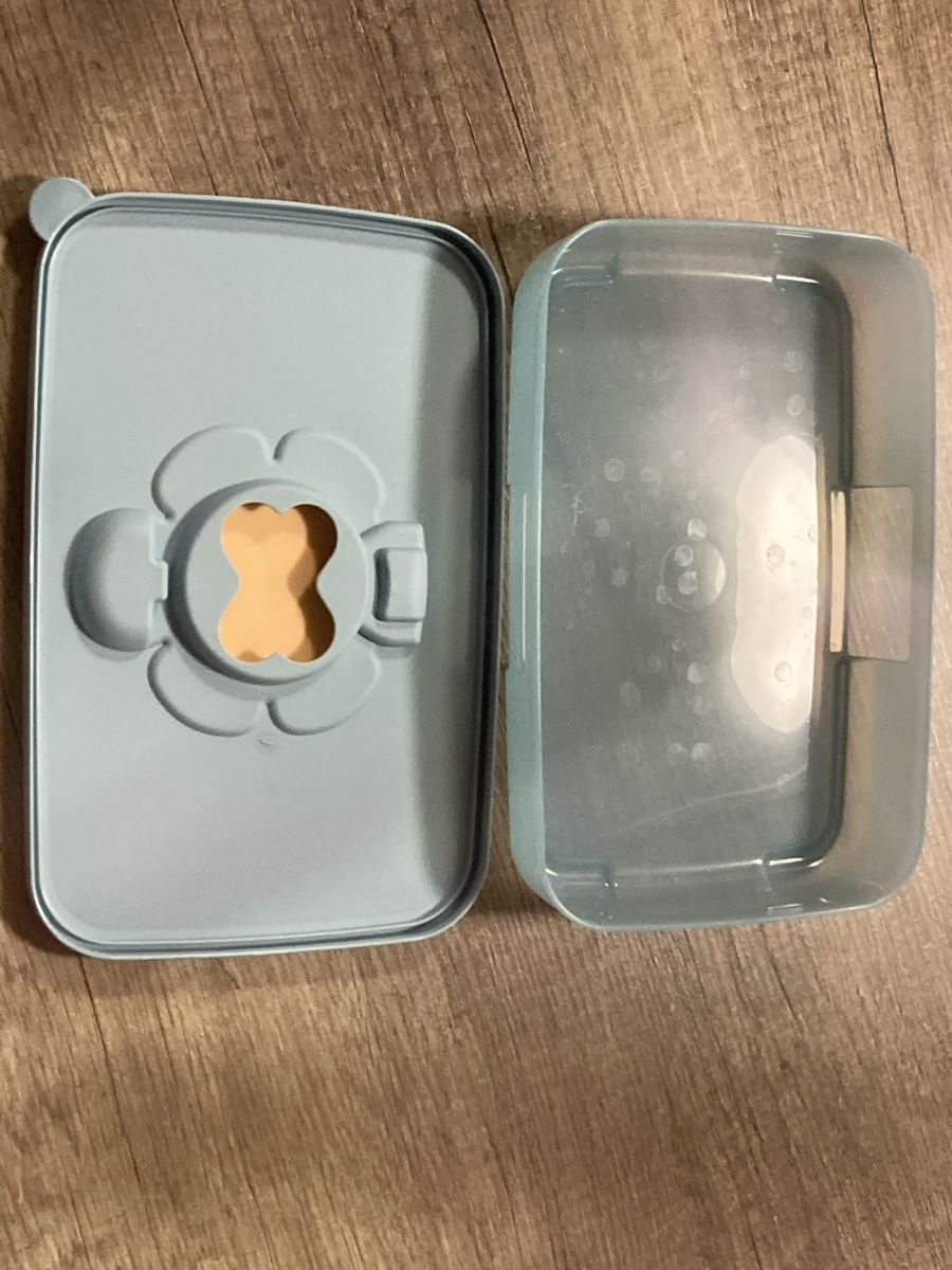 Tupperware Contenitori & Simili: behälter tupperware für feuchttücher oder dergleichen – Usato da gretzenbach venduto da mic_cvj6 1