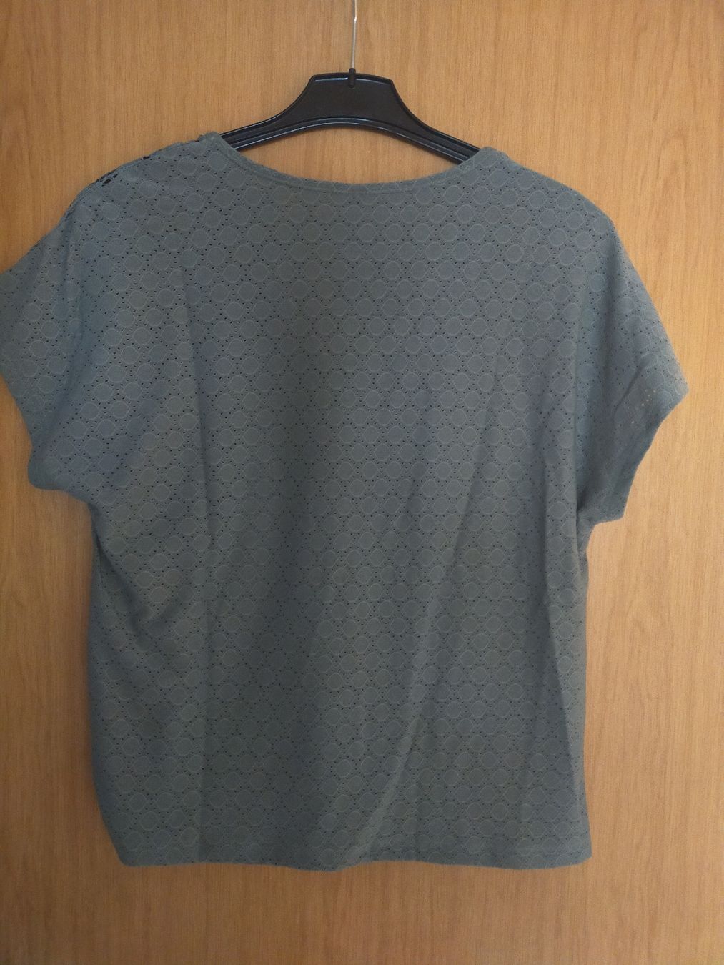T-shirt: T-Shirts Gr.S/M/2 Stück NEU – Nuovo (secondo la descrizione) da Oberhofen TG venduto da tryxta 1