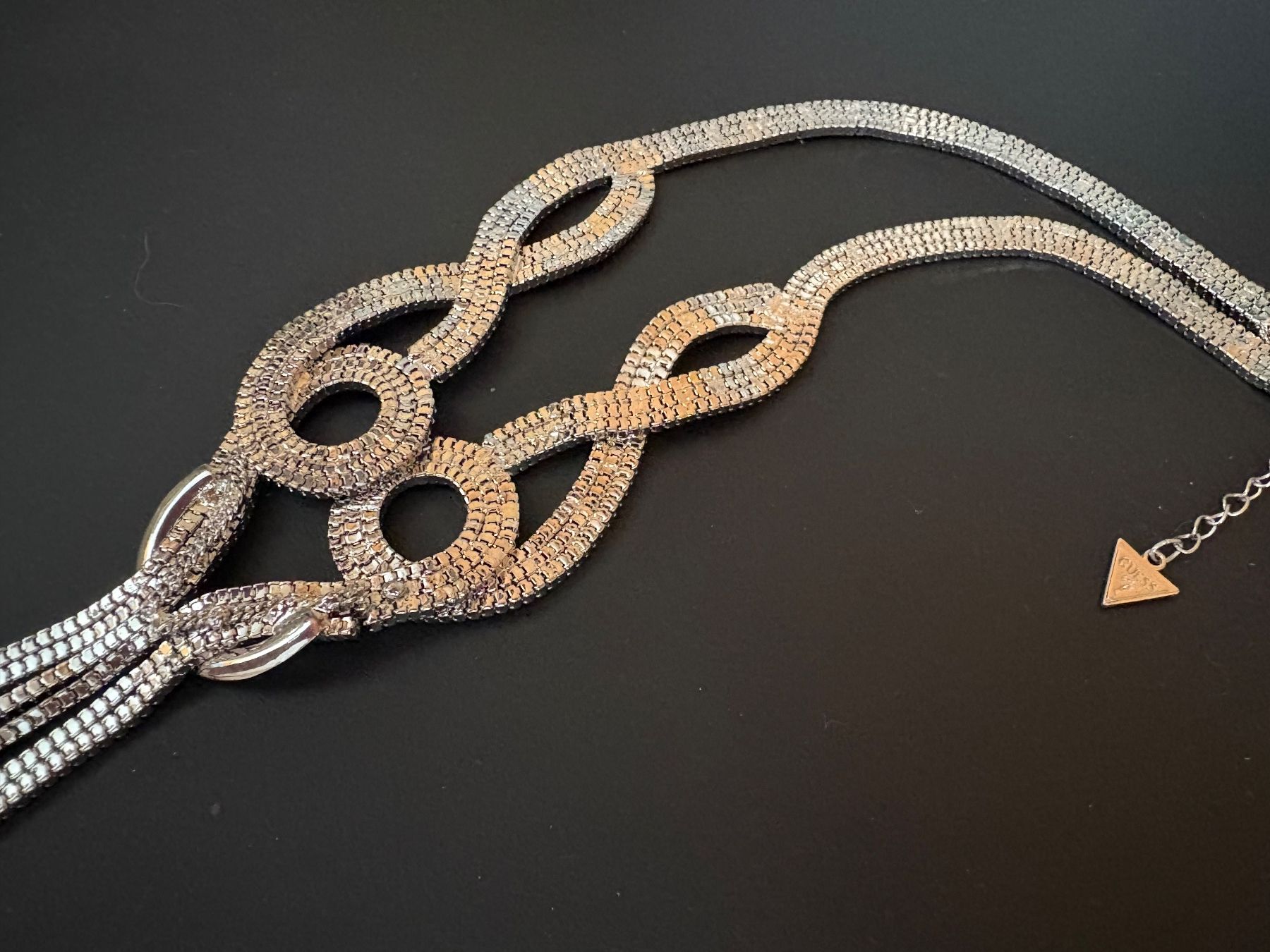 Guess Catenine: GÜSS COLLIER 50 cm Lang, wie neu – Usato da St. Peterzell venduto da verena40