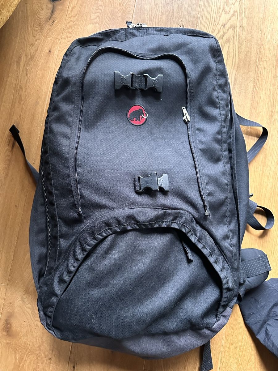 Mammut Rucksäcke: Mammut Rucksack  – Gebraucht aus Hinterkappelen von una066