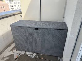 Gratis: Aufbewahrungsbox Garten aus Rattan