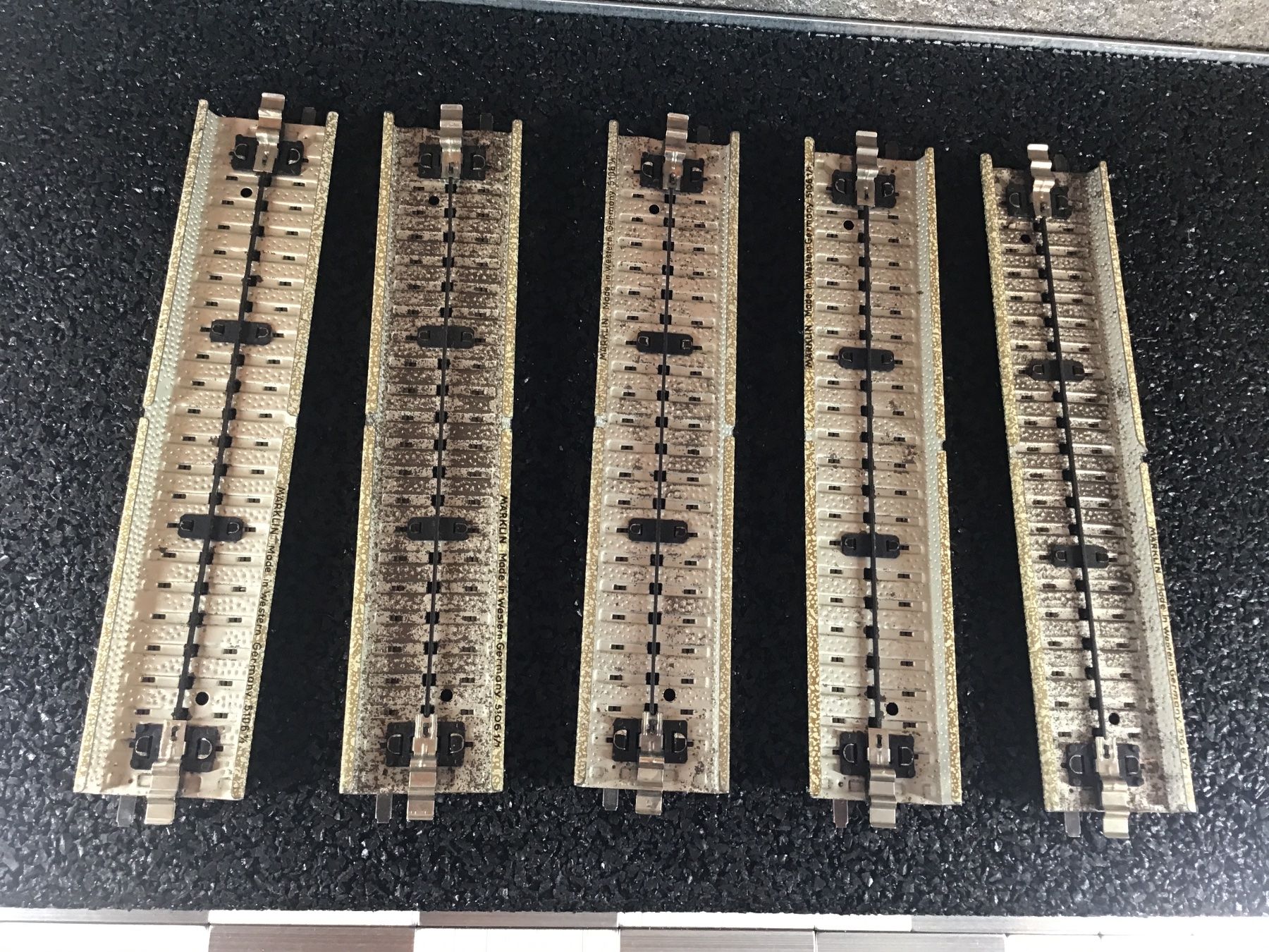 Märklin Modellini di ferrovie: MÄRKLIN GELEISE H0 5106 – Usato da Männedorf venduto da Spezial-Modelle 1