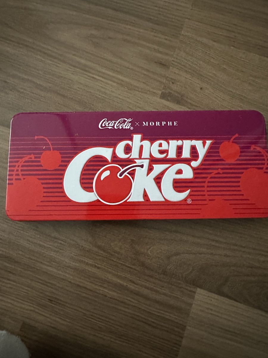 Make-up: Morphe palette cherry coke – Nuovo (secondo la descrizione) da Courgevaux venduto da missceline5