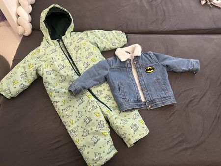 Jungen-Bekleidungspaket 86