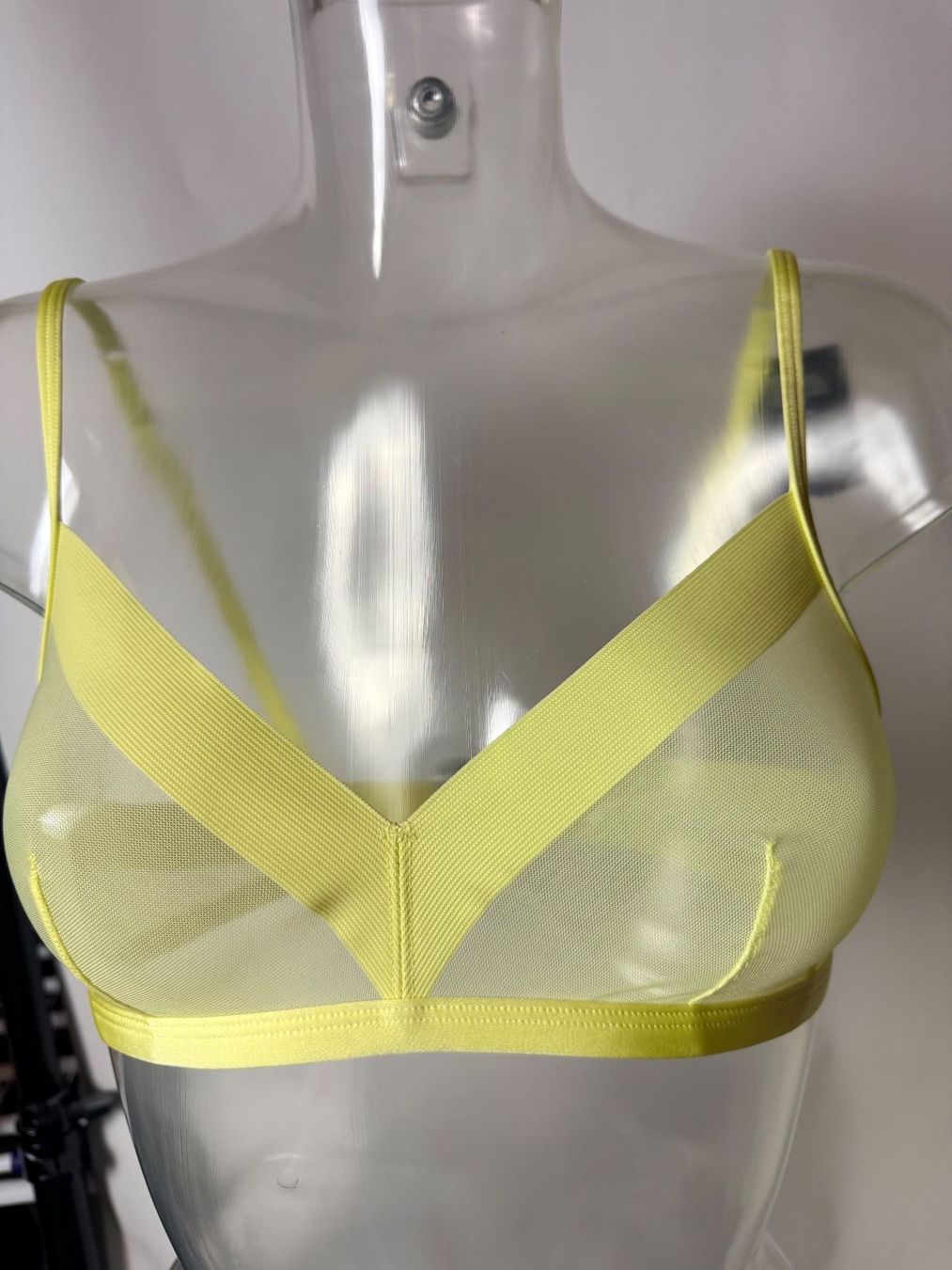 Beldona Altra biancheria intima: BELDONA, Bügelloser BH, Grösse 75B, Farbe Hellgelb – Nuovo e nell'imballaggio originale da Rudolfstetten venduto da gst_g7xl
