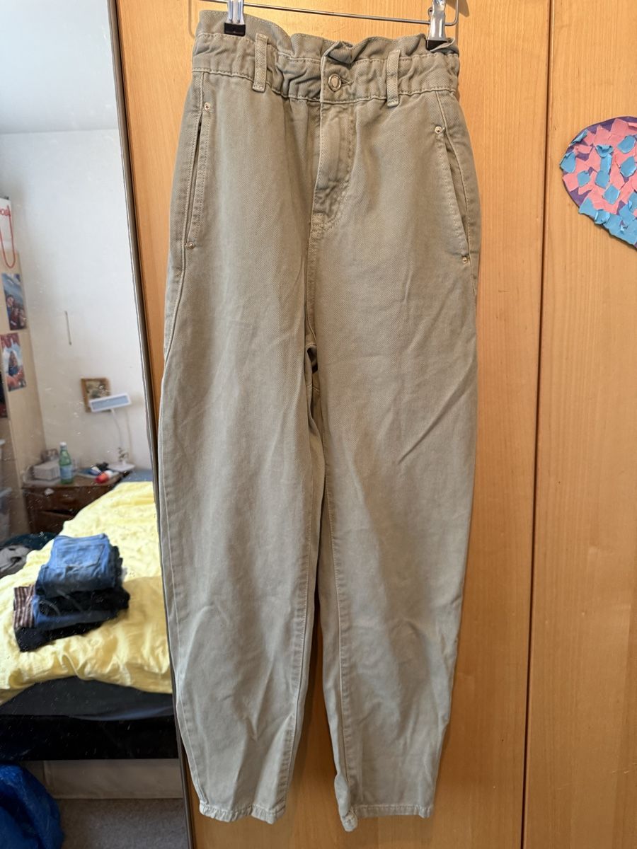 Zara Jeans: Jeans  – Nuovo (secondo la descrizione) da Pfungen venduto da froschknigin