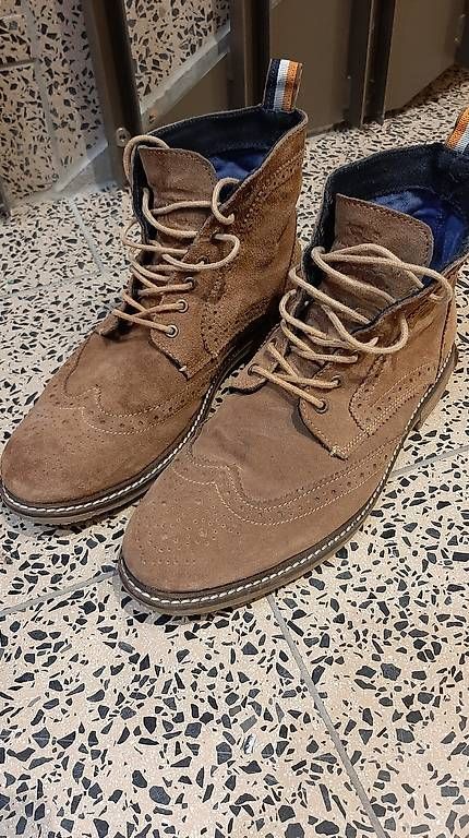 Superdry Herrenschuhe: Super Dry Winterboots, Wildleder – Gebraucht aus Zürich von nic_g2l5