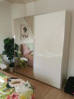 Hochwertiger Spiegel-Schrank, Schiebetüren, NP sFr. 2000.00