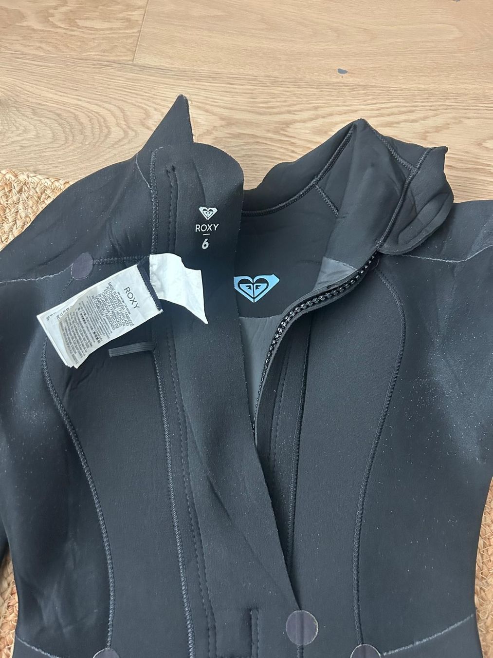 Roxy Completi & Tailleur: Surfneopren Anzug Roxy – Usato da Zuchwil venduto da roemens 4