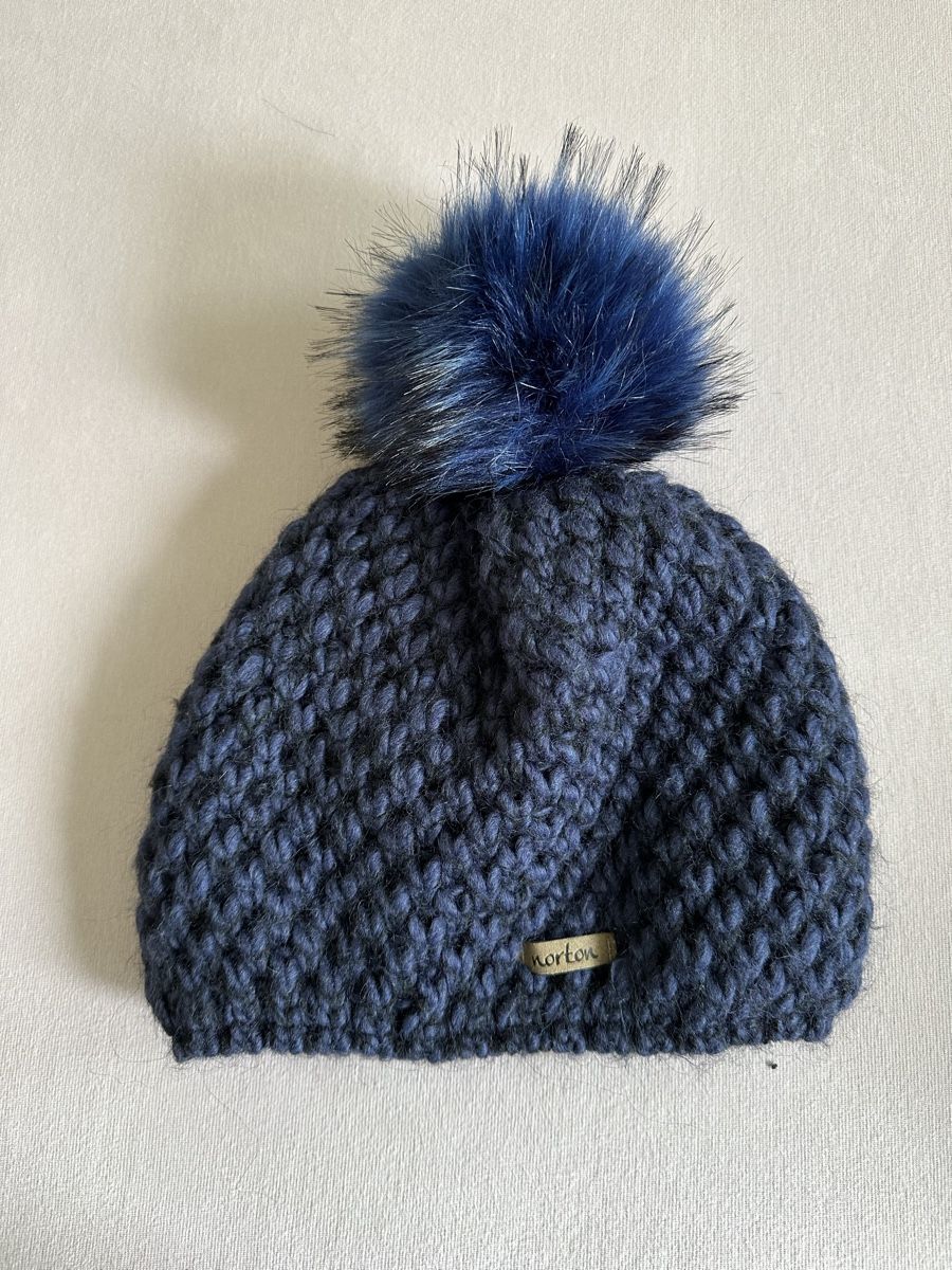 Chapeaux, bonnets & casquettes: Wintermütze Damen Blau – Neuf avec emballage d'origine à Bülach par leide_29