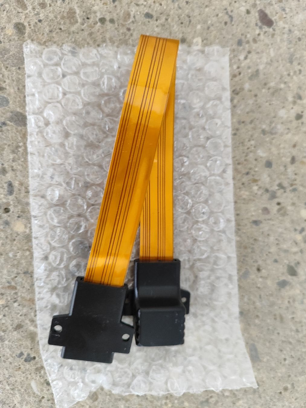 Cavi: RJ45 Ethernet extension cable flat flex new condition – Nuovo (secondo la descrizione) da Mülligen venduto da vagos85