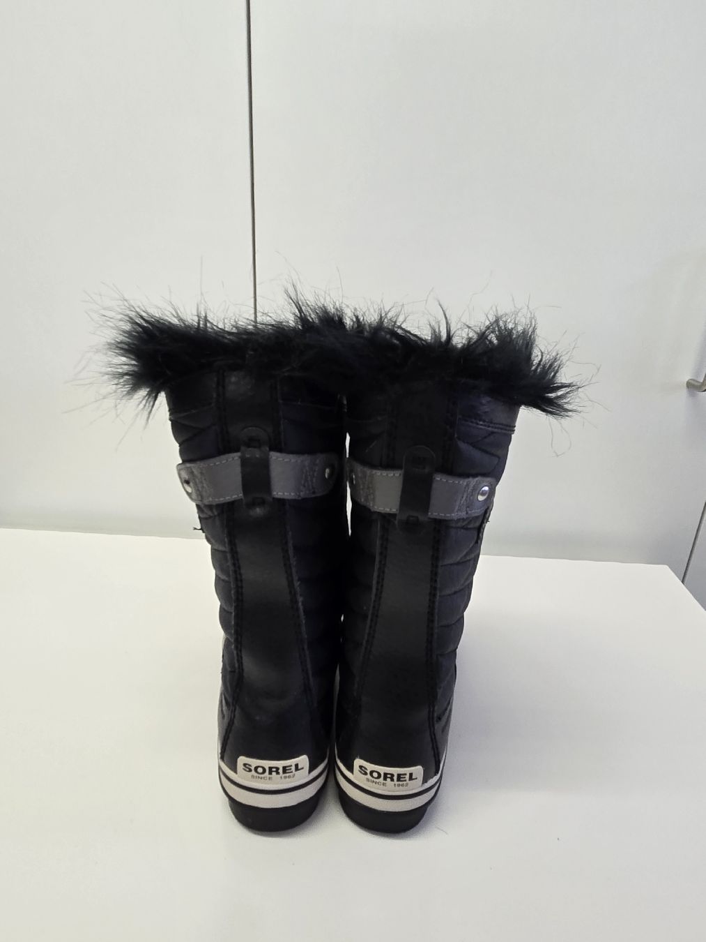 Sorel Scarpe per ragazze: Mädchen Sorel Winterstiefel Gr.37 – Usato da St. Gallen venduto da CAPYCORP 2