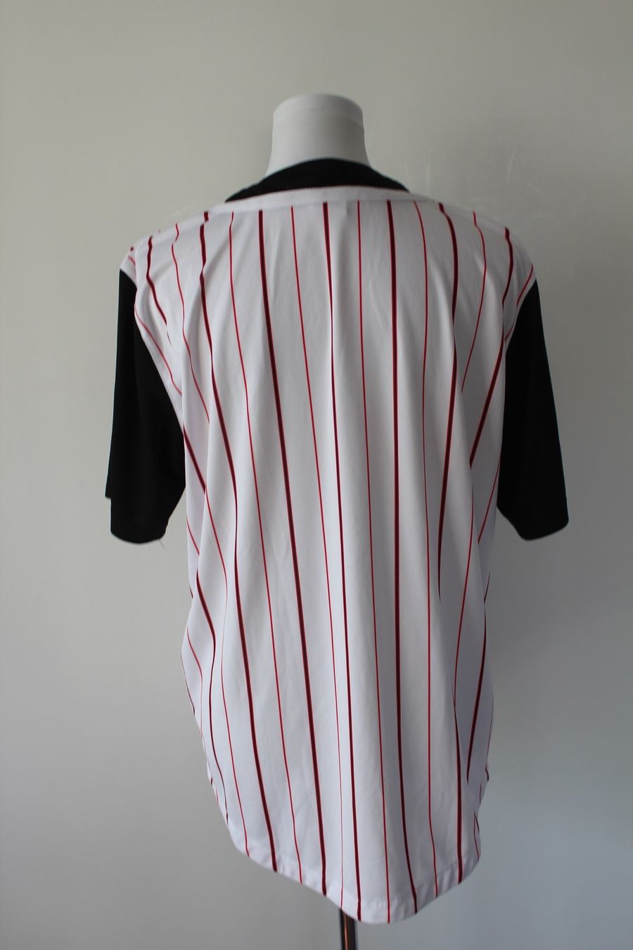 Canottiere & Pantaloni: Kani Trikot Gr.M – Usato da zürich venduto da kira.jj 2