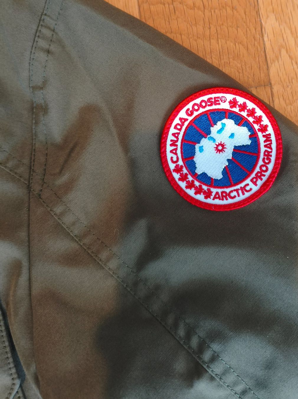Canada Goose Giacche: Canada Goose Burnaby jacket – Usato da Zürich venduto da gds90 1