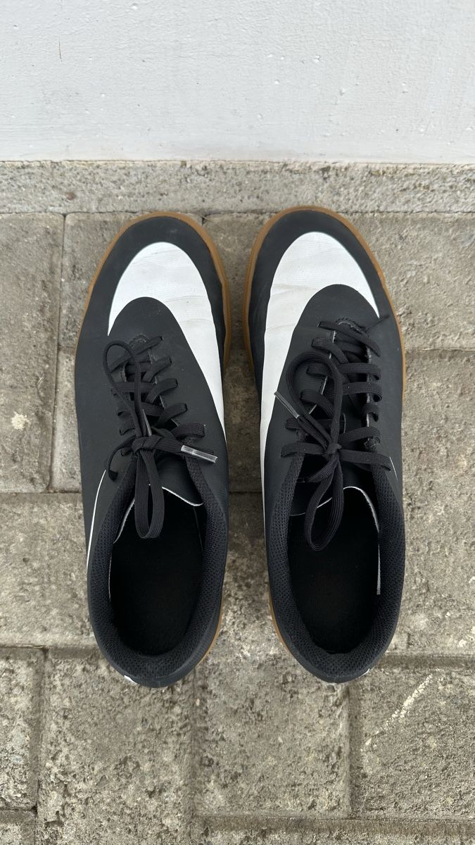 Nike Herrenschuhe: Nike Fussballschuhe Gr. 44 – Gebraucht aus Veltheim AG von KimiSinger 2