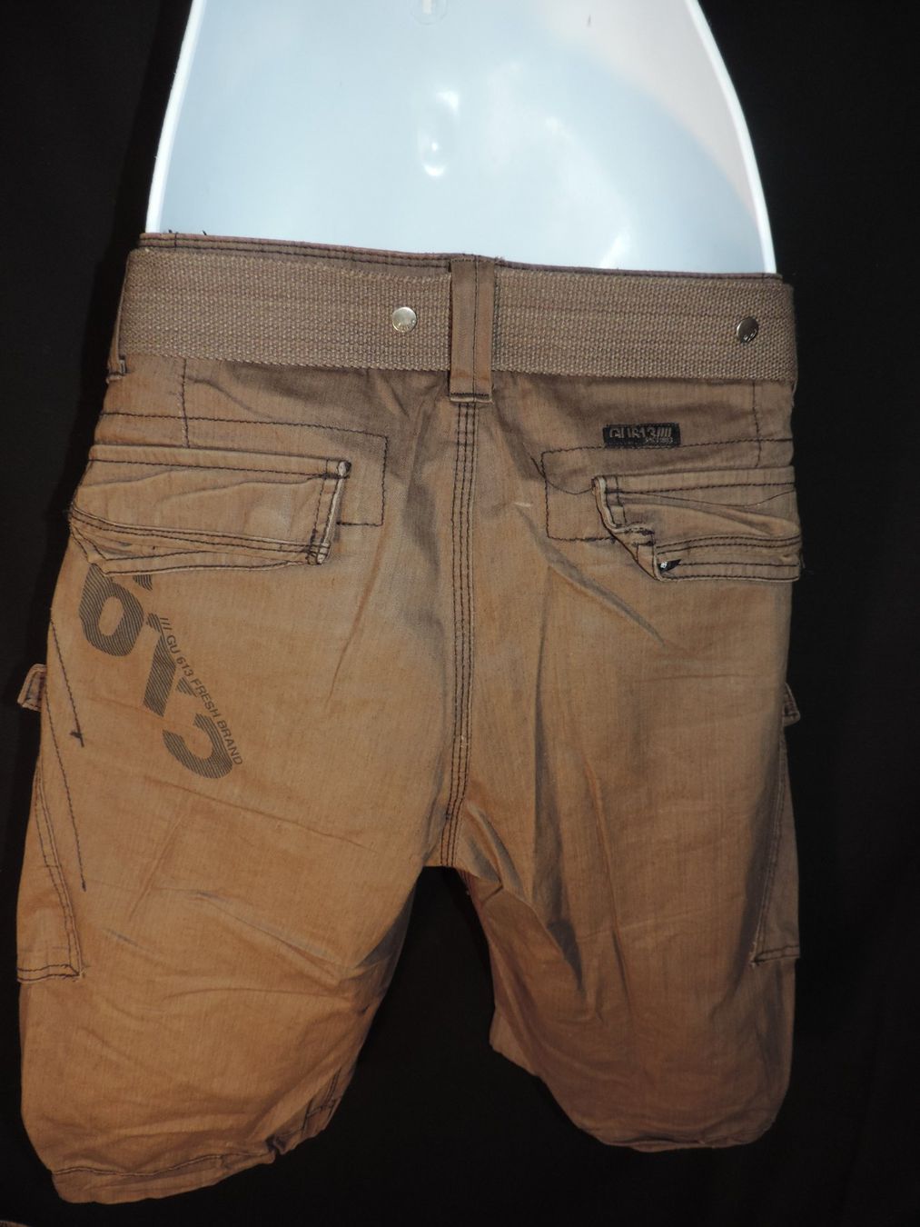 Pantaloni: short cargo droit brun – Usato da Genève venduto da Axelle333 8