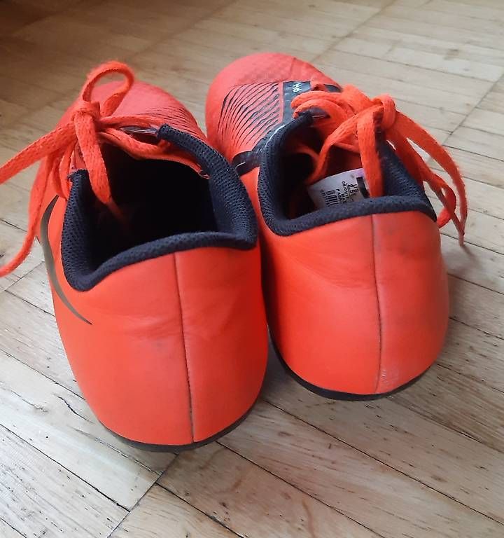 Scarpe per ragazzi: Fussballschuhe Kinder Nike – Usato da Gottlieben venduto da Zaunfink98 1
