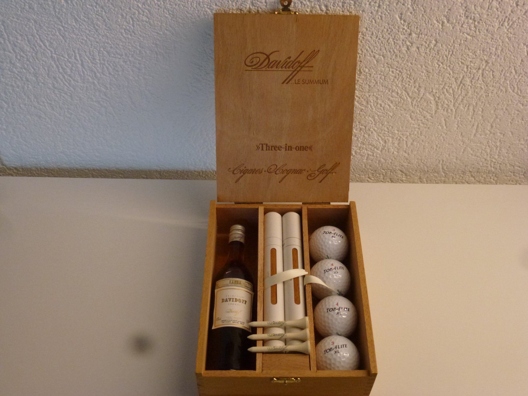 Mazze & Set: Davidoff Golf Geschenkset/Feuerzeug, Konvolut – Nuovo e nell'imballaggio originale da Winkel venduto da wipendi