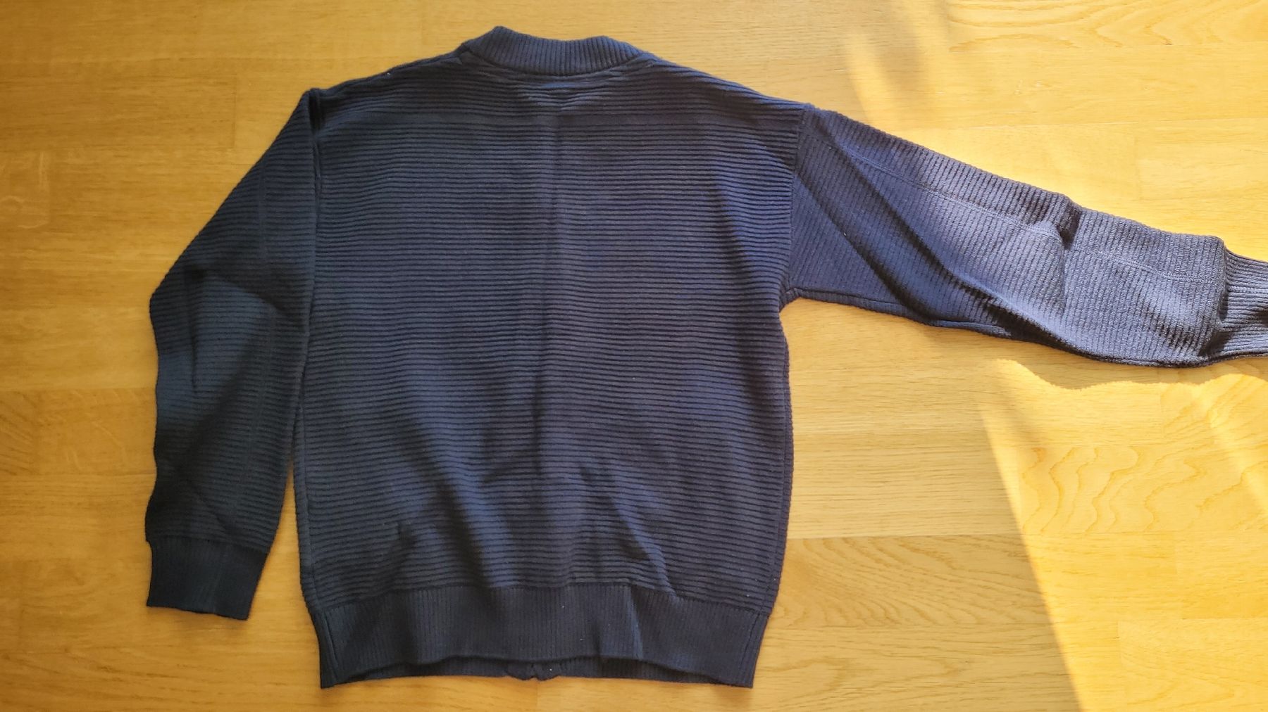 Giacche & Cappotti: Strickjacke mit Reissverschluss gr.146 – Usato da Winkel venduto da Madziacz 2