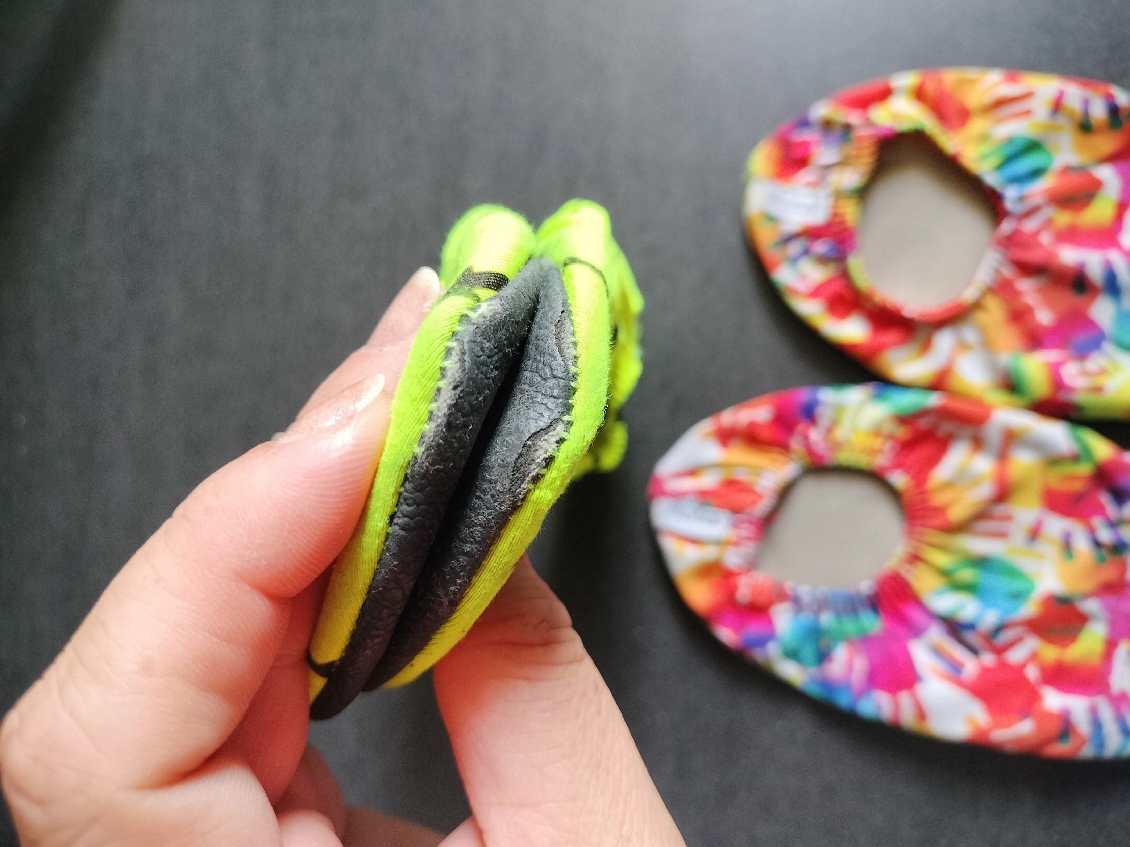 Scarpe per ragazzi: 2 x Slipstop gr 24-26 16 cm Sohlenlänge – Usato da Gordevio venduto da LadyTicino 5