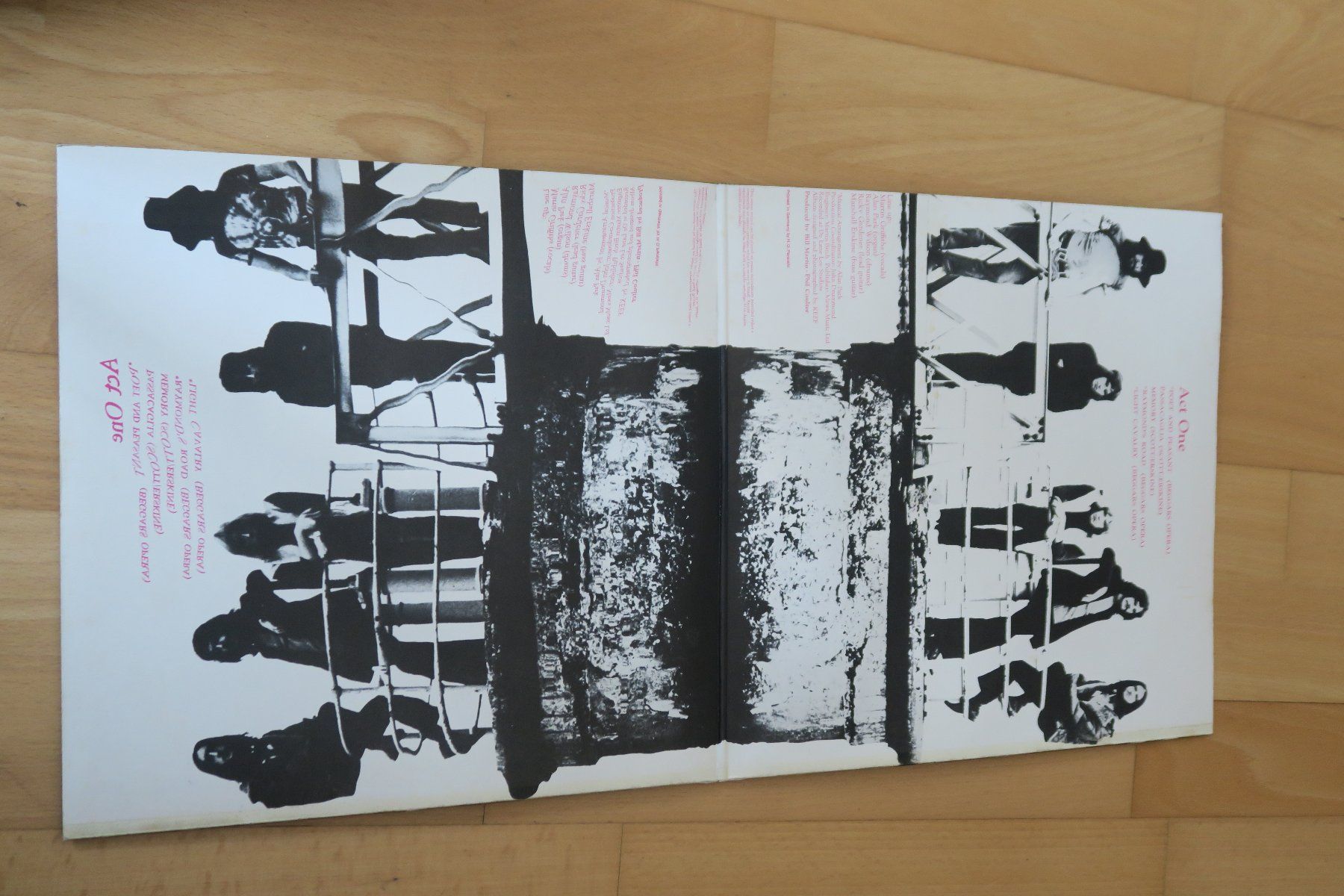 Schallplatten: Beggar's Opera – Act One – Gebraucht aus Thun von Karibu70 1
